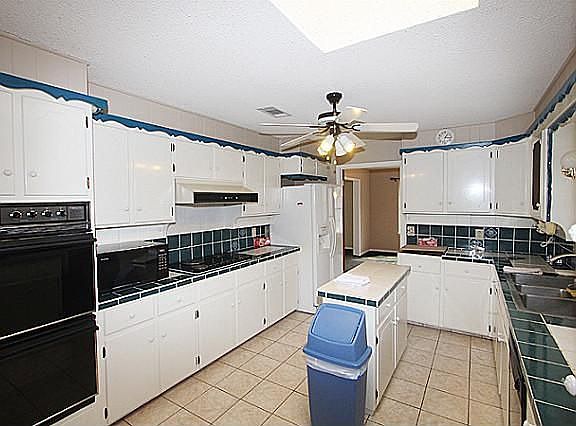 5th image of 1113 Wildwood Cir