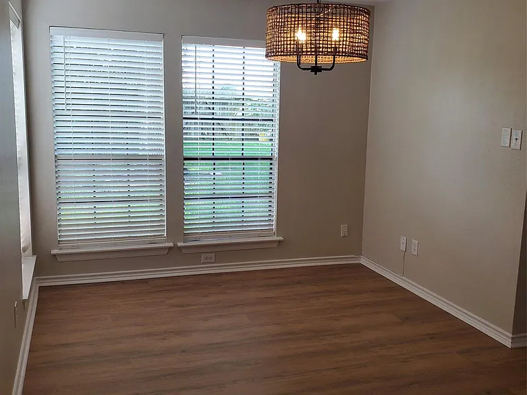 2514 Windswept Dr — Photo 19
