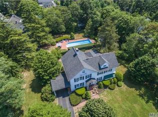 75 S Penataquit Ave, Bay Shore, NY 11706