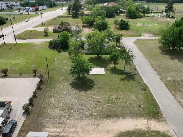 Grace Ave, Rockdale, TX 76567