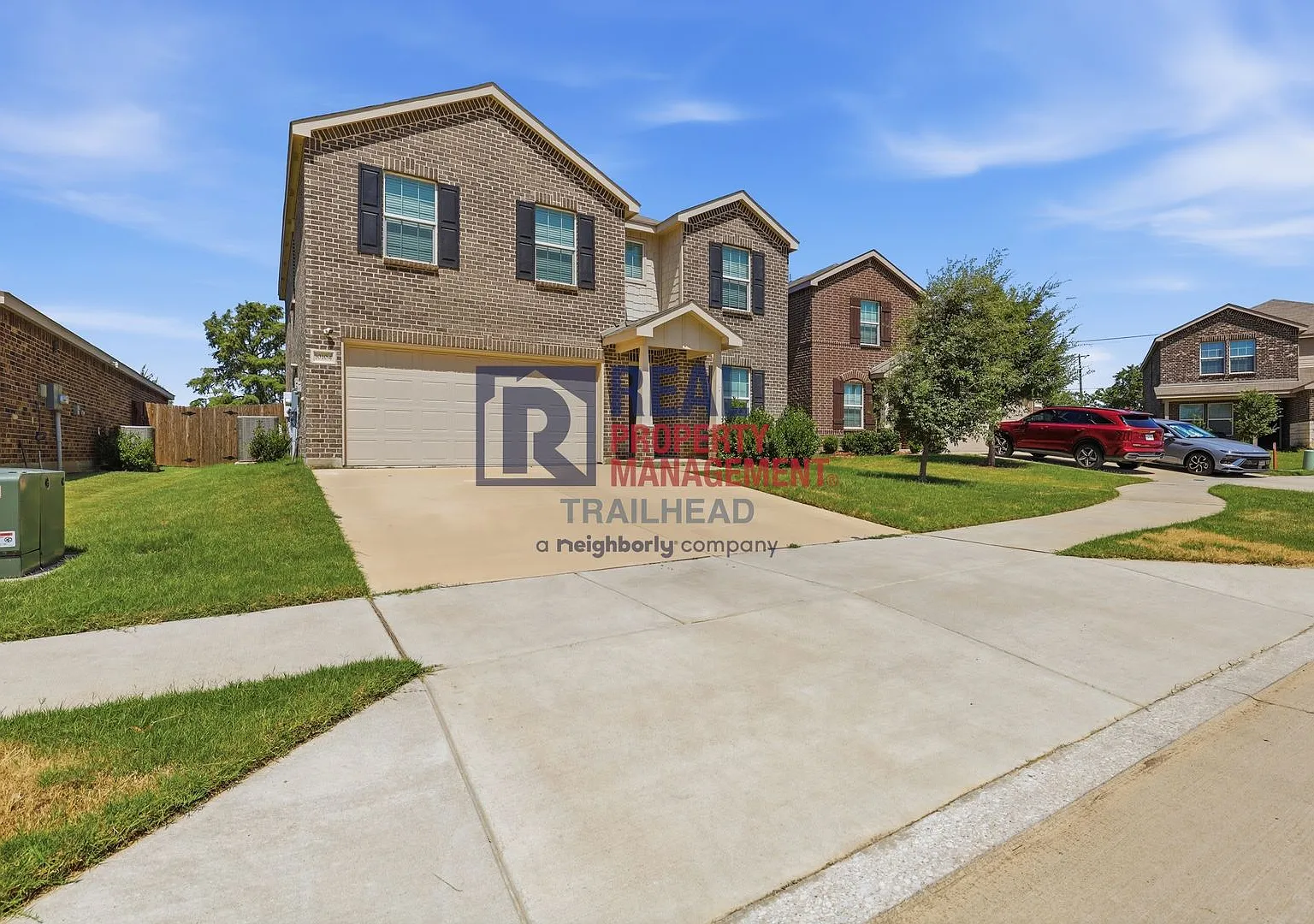 Spacious 4-Bedroom Home with Game Room — Photo 2