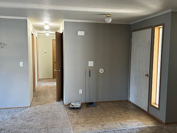 3rd image of 16911 NE 19th Way