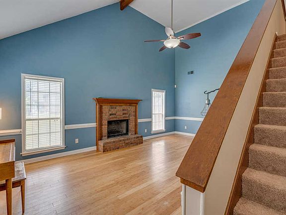 4th image of 5922 Sycamore Manor Cv