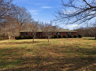 1531 Mount Hope Church Rd, Mc Leansville, NC 27301