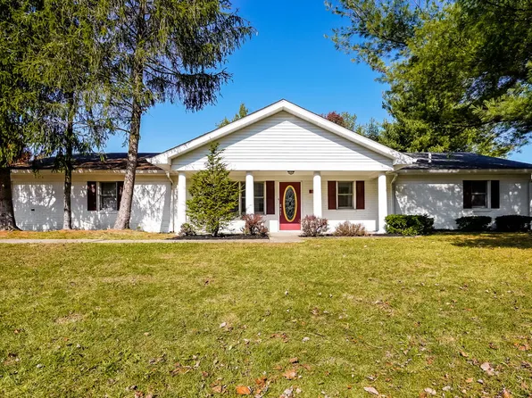 5112 Beechwood Rd, Avon, IN 46123