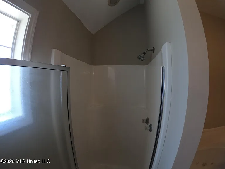 124 Hunters Row — Photo 30