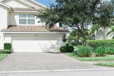 Home For Sale In Verona Pointe