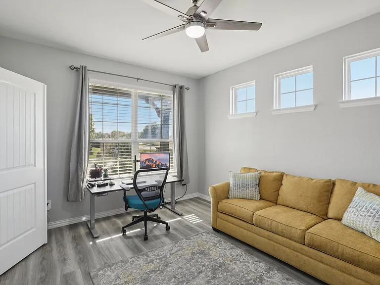 2804 Fireside Ln — Photo 30