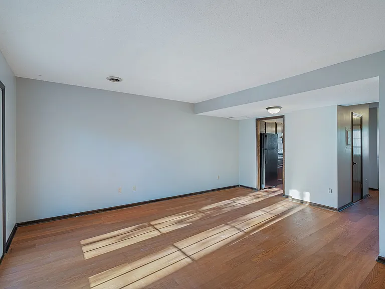 354 Indian Hills Cir — Photo 8