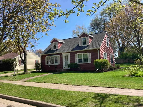 137 Jefferson Pl, Kimberly, WI 54136