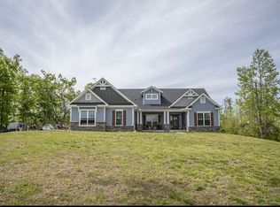 19 Greenway Rd, Fayetteville, TN 37334