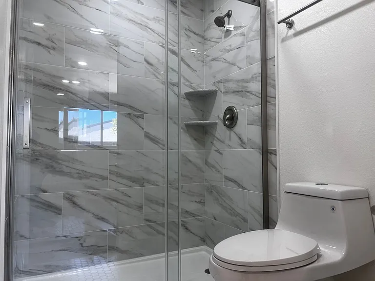 6002 Paxton Ct — Photo 24