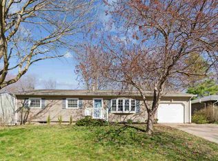 3304 Shamrock Dr, Iowa City, IA 52245
