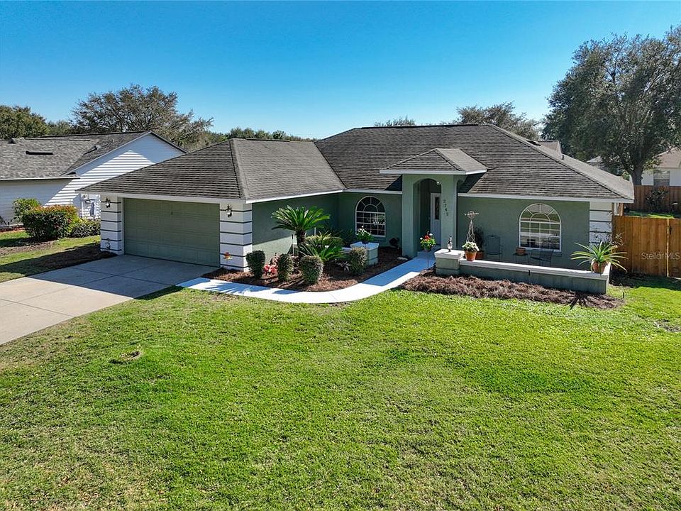 1st image of 2742 Gables Dr