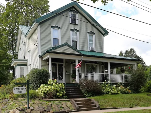 26-28 W Church St, Corry, PA 16407