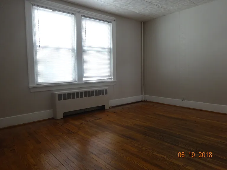 467 Norwood Ave — Photo 13