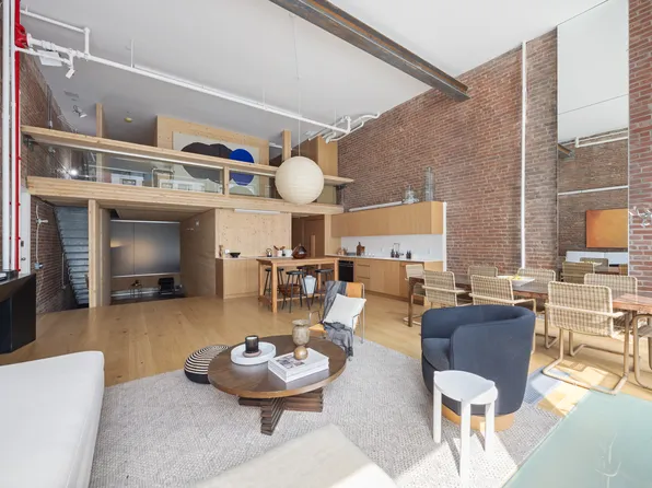 74 Reade Street 1E image 3 of 21