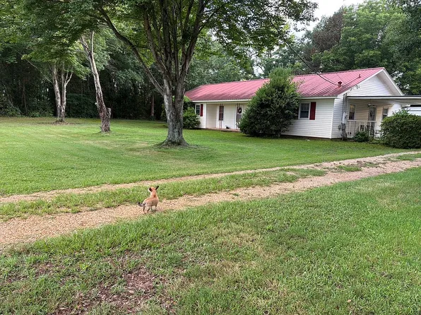 8217 Old Marion Rd, Tuscaloosa, AL 35405