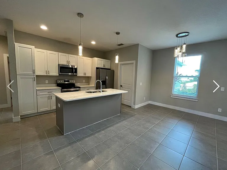 1157 Hudson Harbor Ln — Photo 8
