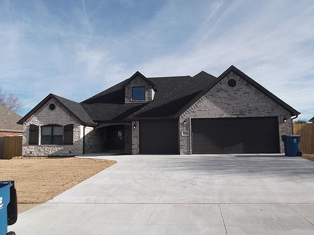 1st image of 2316 SW Clover Ct