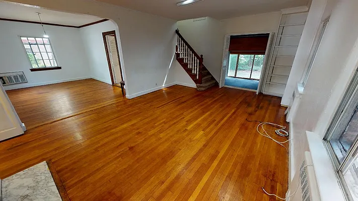 Rented by Metro Garden Realty NYC | media 12