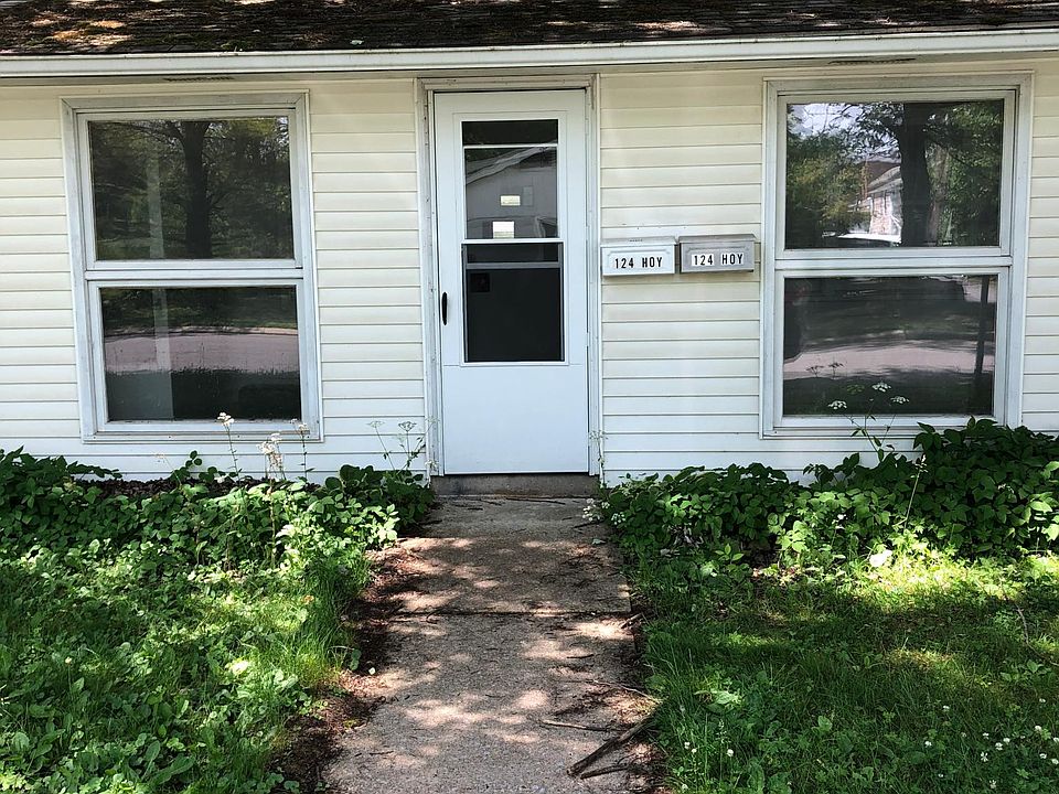 2nd image of 124 Hoy St