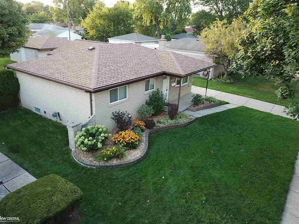 1st image of 27407 Liberty Dr