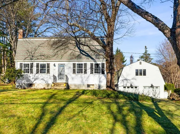 4 King George Drive, Londonderry, NH 03053