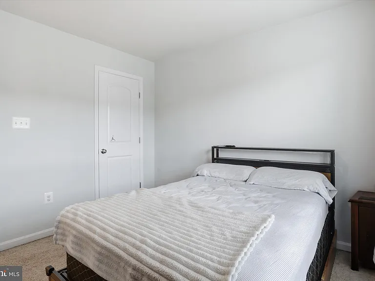 4719 Cambria Rd — Photo 28