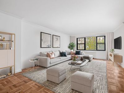 301 E 69th St APT 3D, New York, NY, 10021