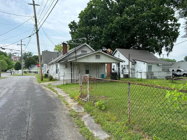 200 McAfee St, Dalton, GA 30721