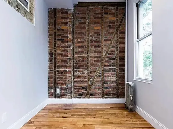 267 Powers Street image 6 of 8