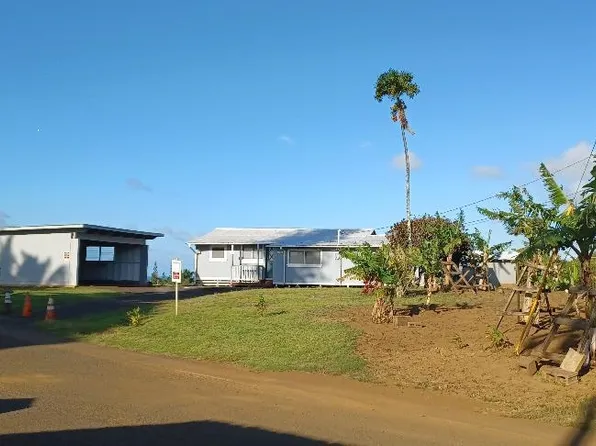 2676 Kalanikahua Rd, Haiku, HI 96708