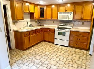 39 Beach St FLOOR 1, Milford, MA 01757