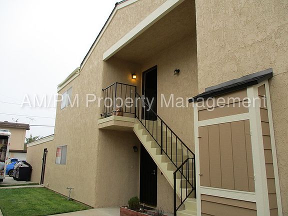 3rd image of 1209 California Ave