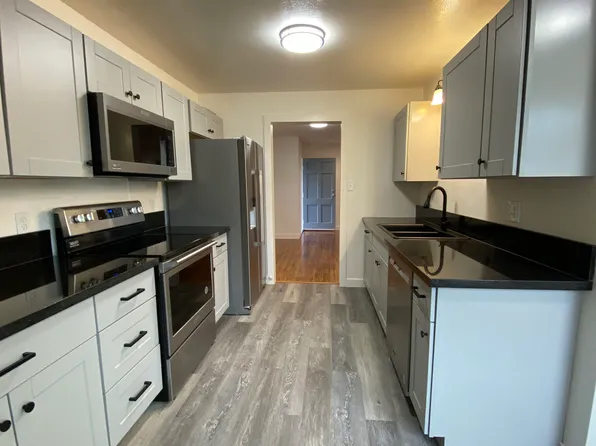 1128 Huntington St, Crescent City, CA 95531