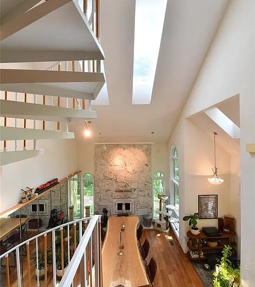 903 Strecker Rd — Photo 13