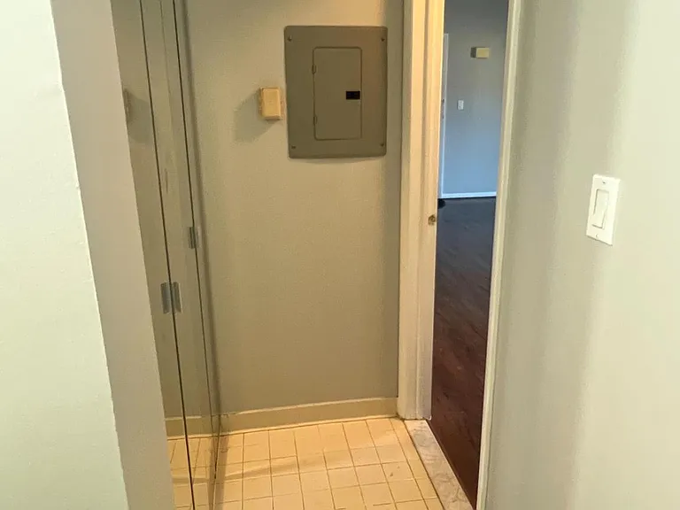 1315 Ravens Crest Dr — Photo 24