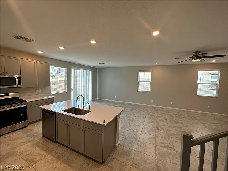 10404 Candelabra Cactus St — Photo 5