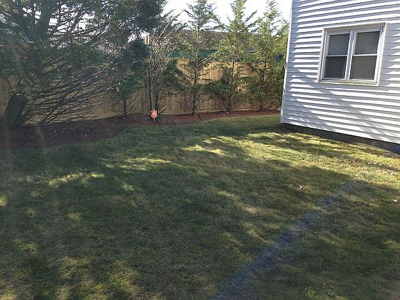 5th image of 3563 Lawrence Ave