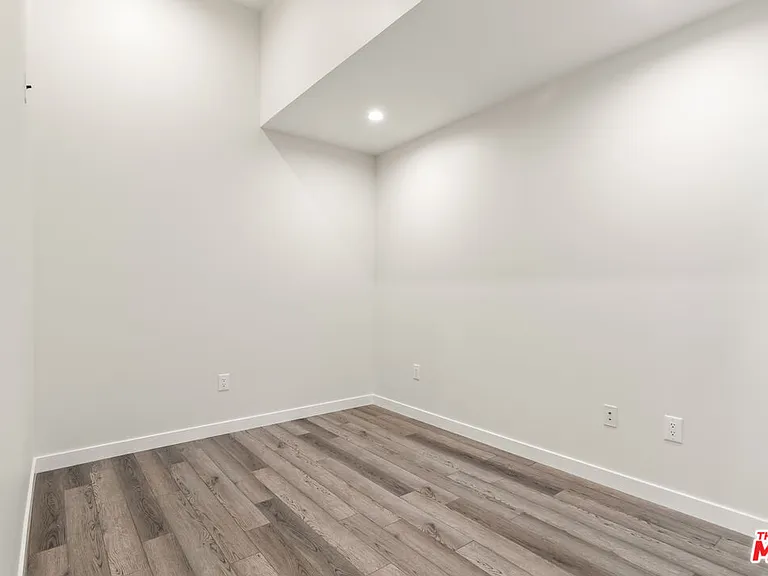 2336 Scarff St #2338 — Photo 30