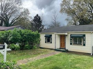 309 Hill Park Dr, Bristol, VA 24201