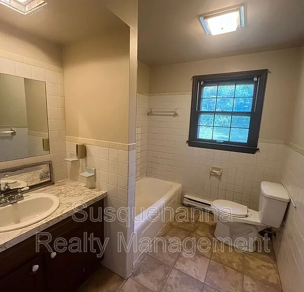 529 Stone Hill Rd — Photo 16
