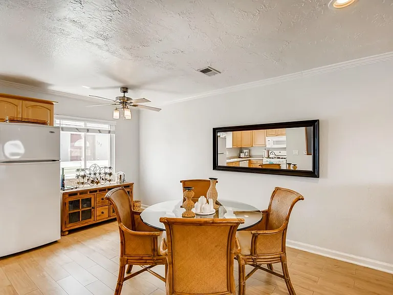 153 Palm Ave — Photo 8