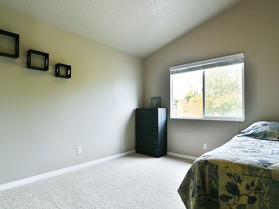 5th image of 4997 W Cindy Ln