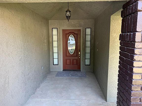3rd image of 8280 N Yorktown Dr