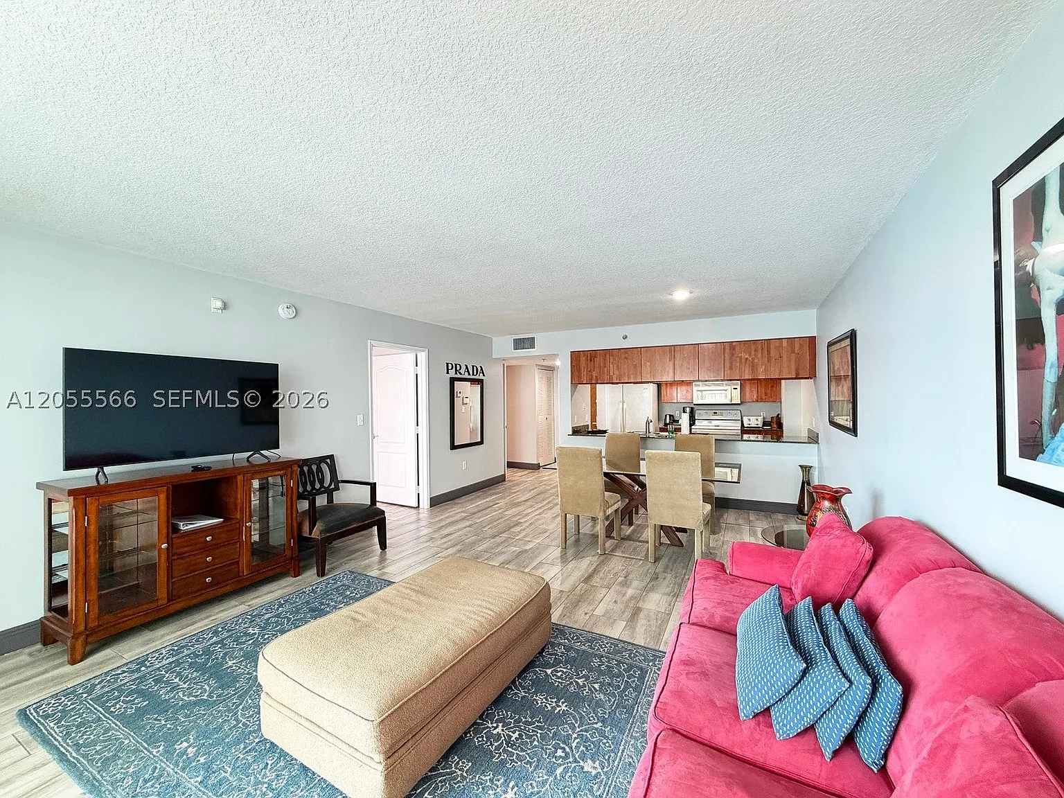 1 bed, $3,000 — Photo 1