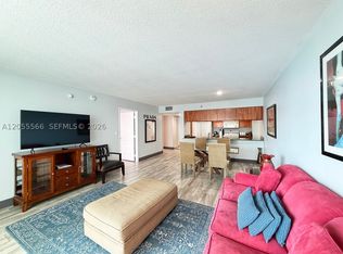 1200 Brickell Bay Dr APT 3106, Miami, FL 33131