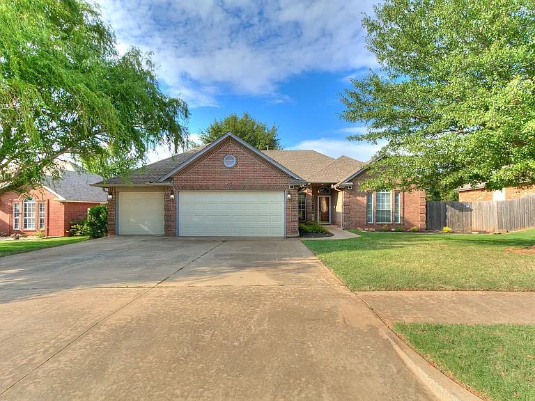 2913 Daybreak Dr — Photo 62