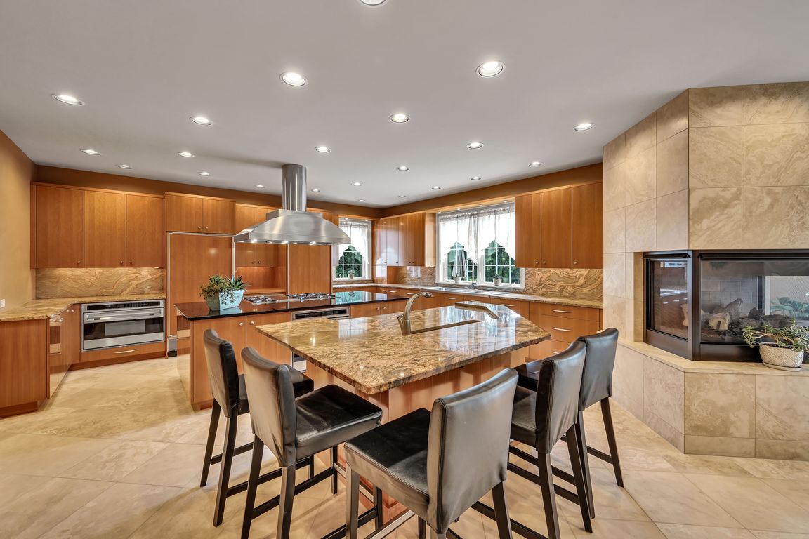 043-Kitchen